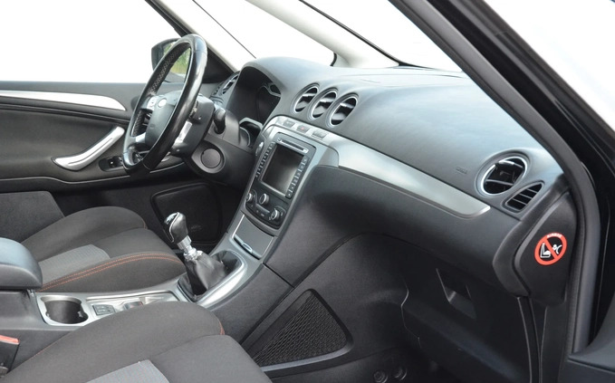 Ford S-Max cena 26900 przebieg: 375000, rok produkcji 2011 z Zabrze małe 497
